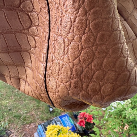 G.I.L.I. Tote Handbag Croc Embossed Tan Leather Tassel Large - Picture 4 of 16